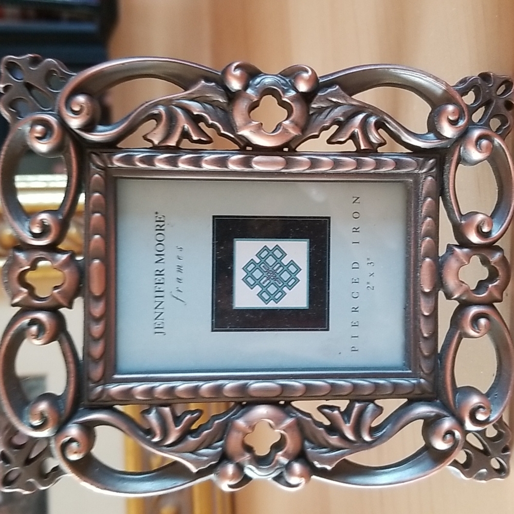 Iron frame - Picture 4 of 4